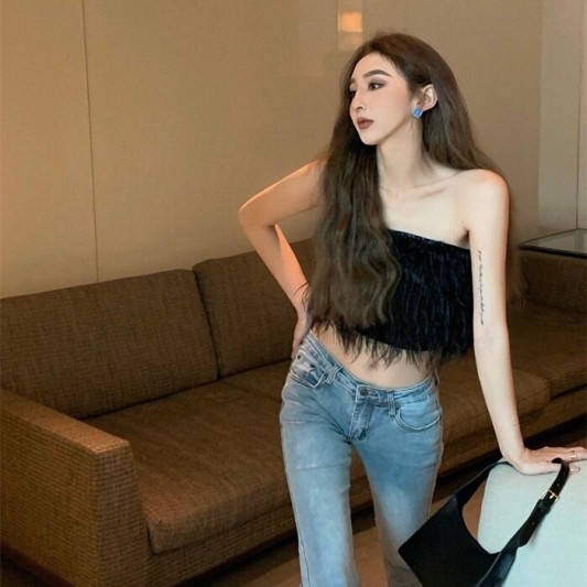 欧美风黑色毛毛裹胸短版上衣